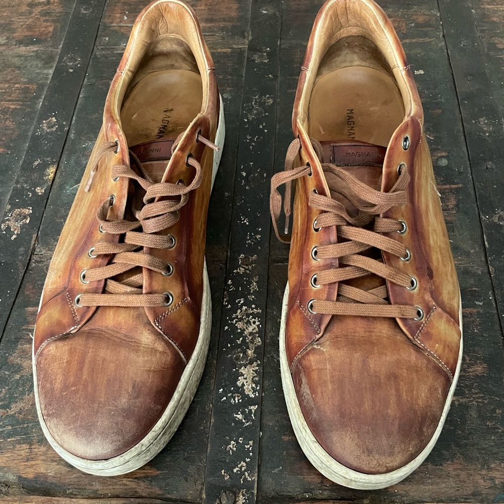Magnanni Leather Sneakers
